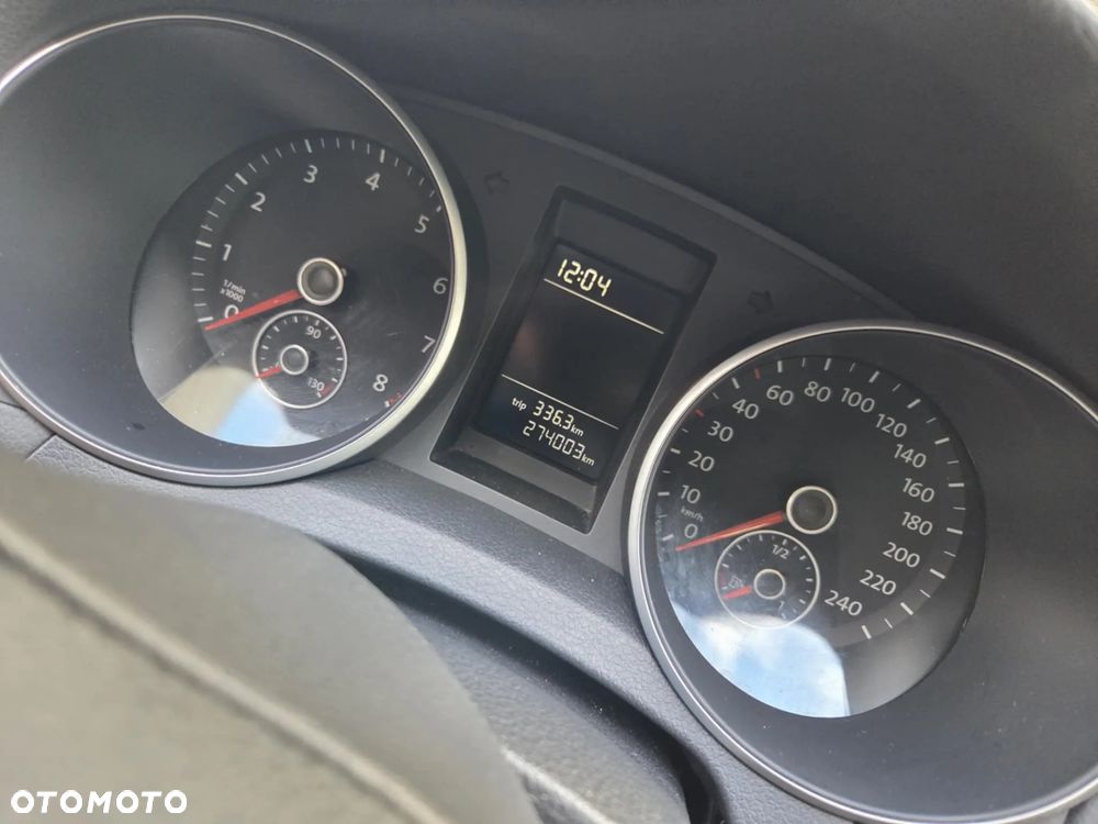 Volkswagen Golf - 15