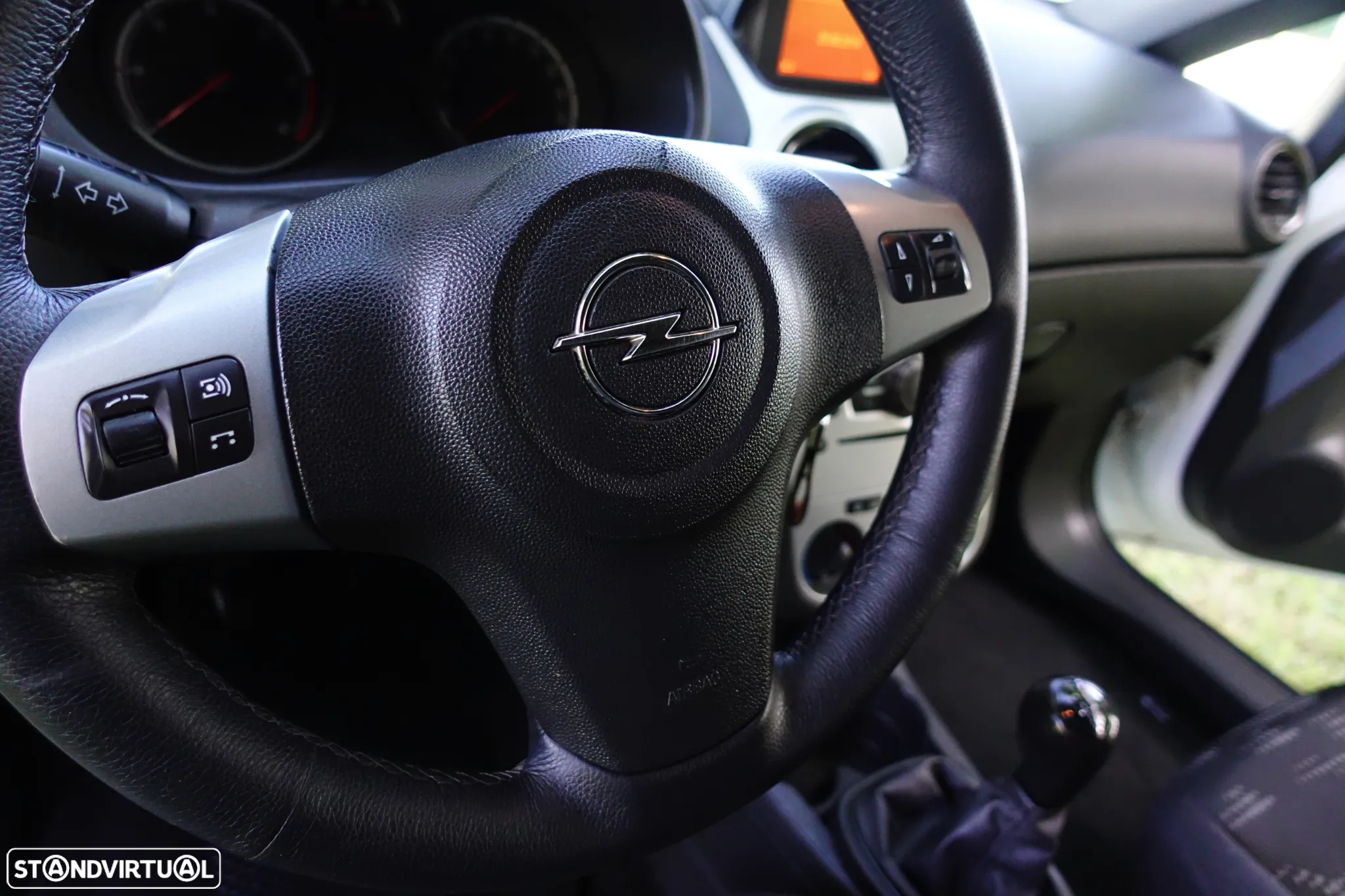 Opel CORSA - 24