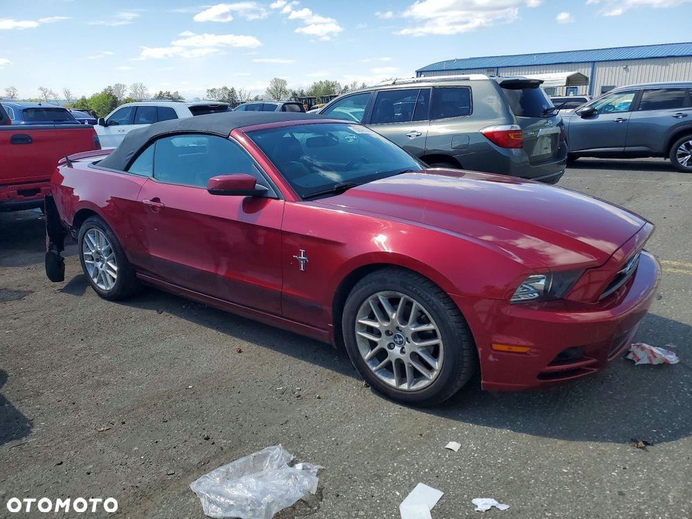 Ford Mustang 3.7 V6 Premium - 5