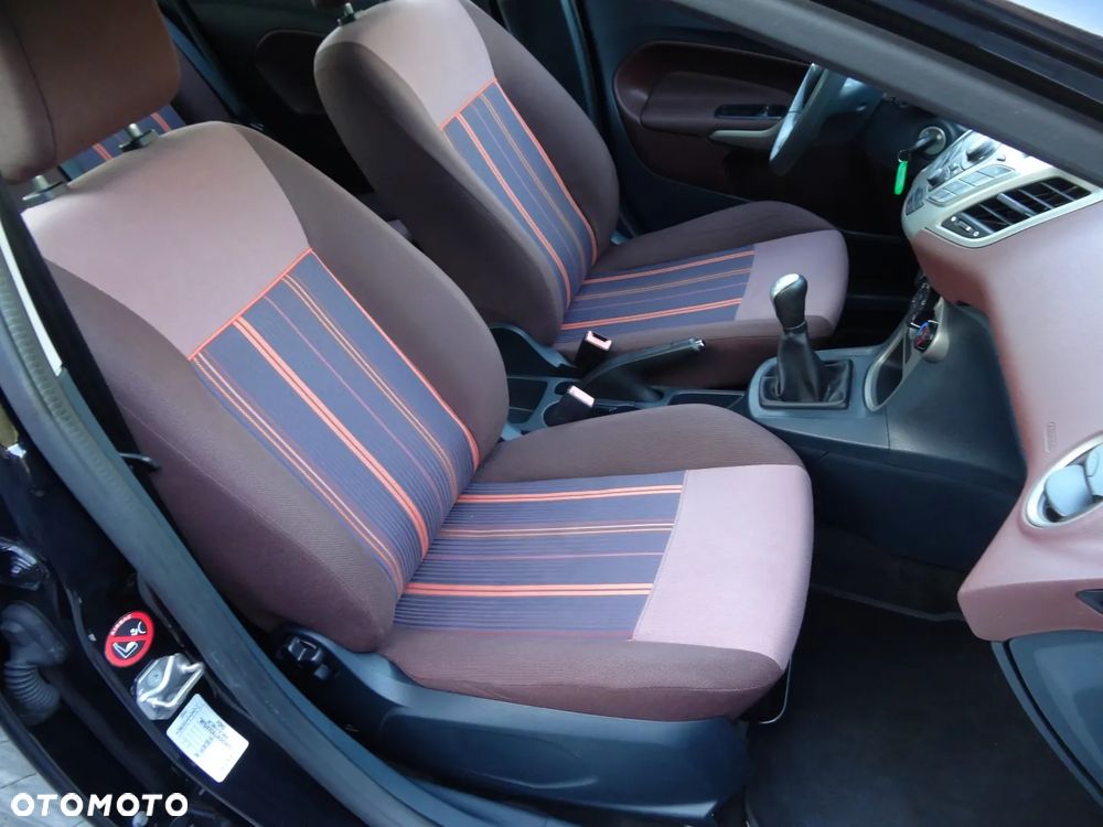 Ford Fiesta 1.25 Trend - 25
