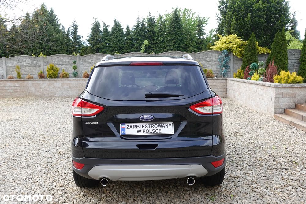 Ford Kuga 2.0 TDCi 2x4 Titanium - 16