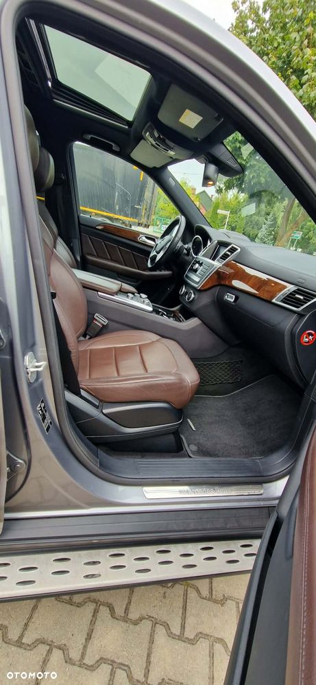 Mercedes-Benz GL - 6