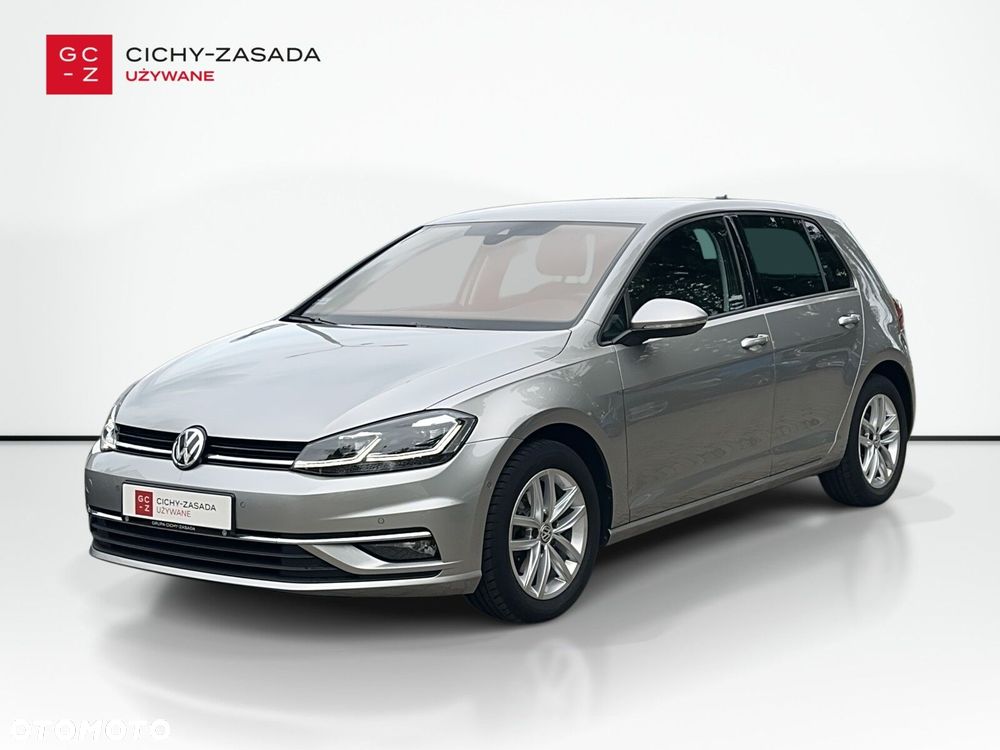 Volkswagen Golf - 1