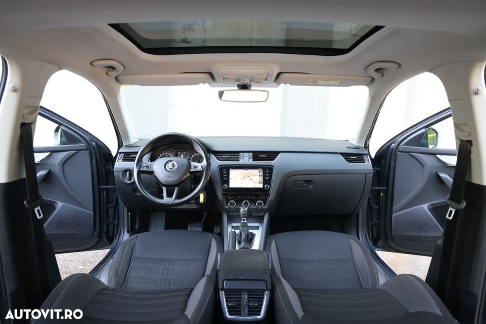 Skoda Octavia 1.6 TDI DSG Ambition - 12