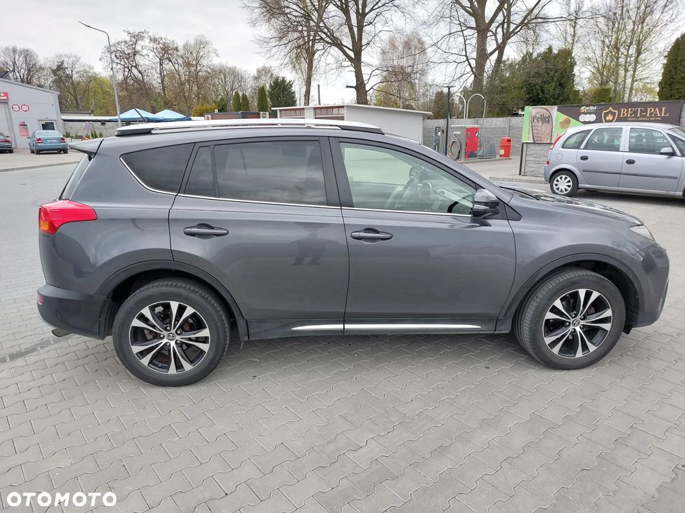 Toyota RAV4 2.0 D-4D Prestige - 2