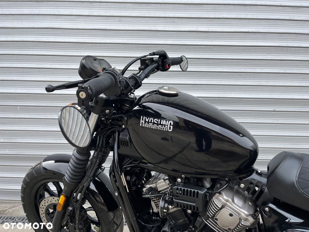 Hyosung GV - 12