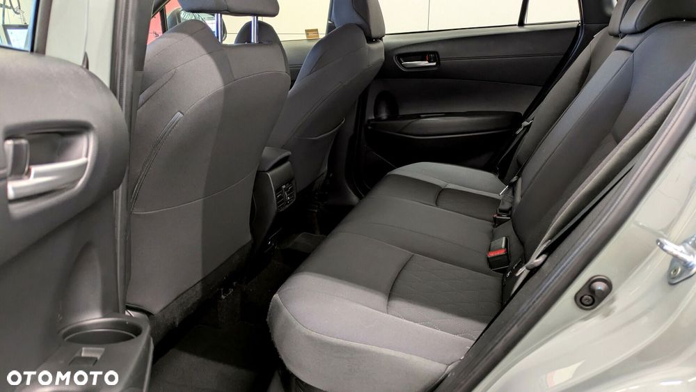 Toyota Corolla Cross 2.0 Hybrid Comfort - 12