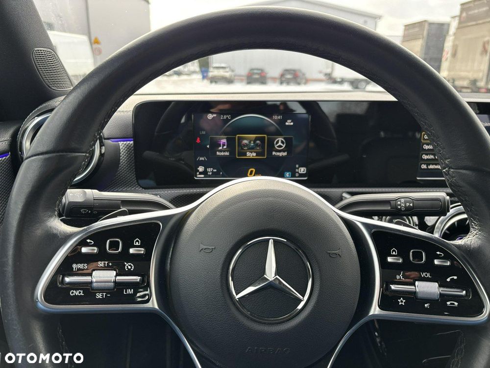 Mercedes-Benz CLA - 26