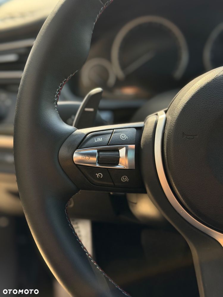 BMW Seria 7 - 26