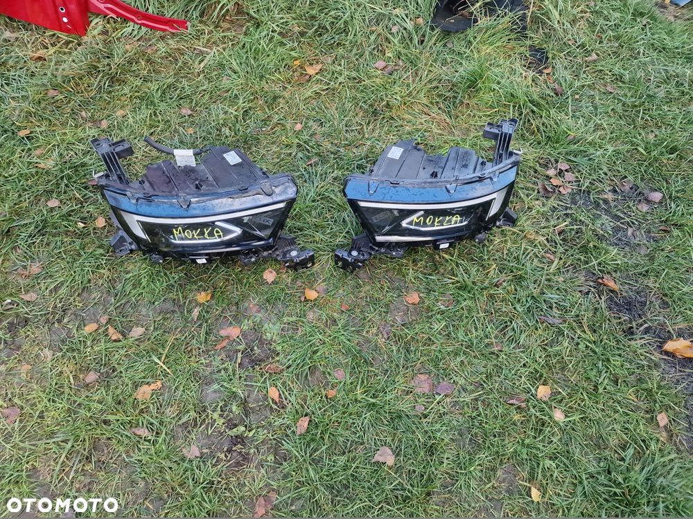 lampa przednia led opel mokka b 2023 rok 9847939580 9847939080 komplet - 1