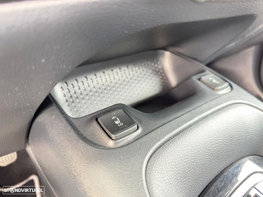 Toyota Corolla 1.8 Hybrid Comfort - 34