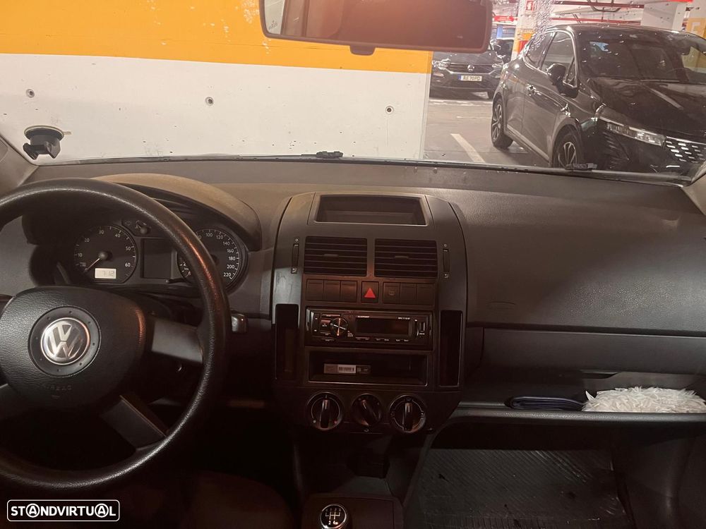 VW Polo 1.2 Confortline - 2
