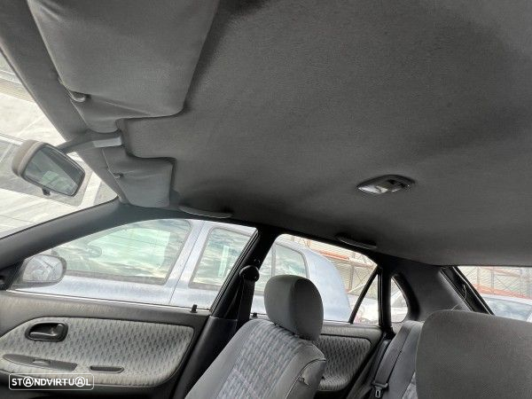 Para Peças Toyota Corolla (_E10_) - 8
