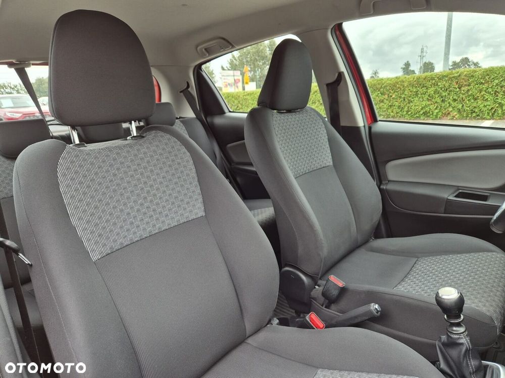 Toyota Yaris - 14