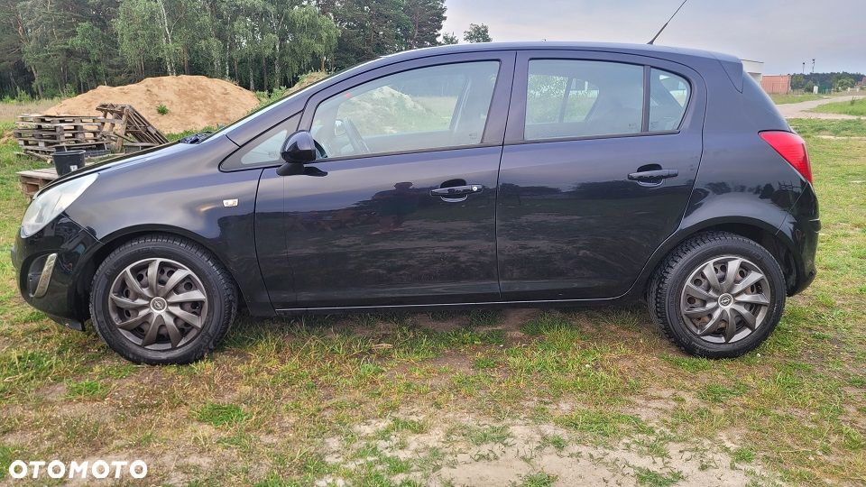 Opel Corsa 1.2 16V Cosmo - 8