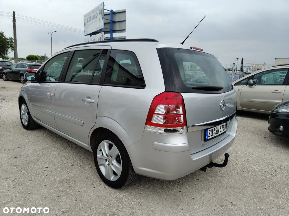 Opel Zafira - 4