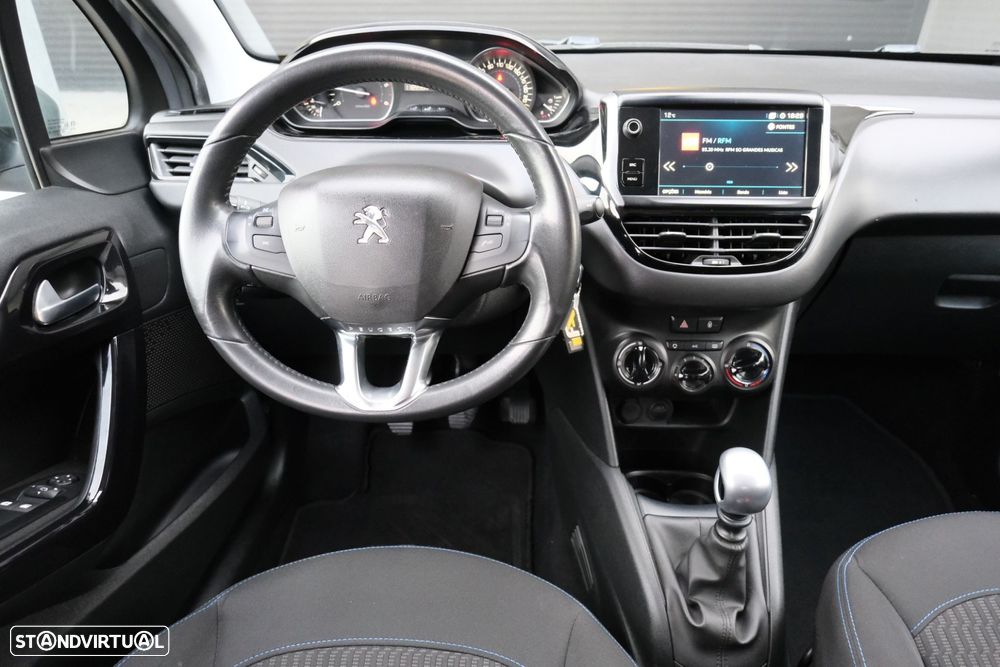 Peugeot 208 1.5 BlueHDi Signature - 14