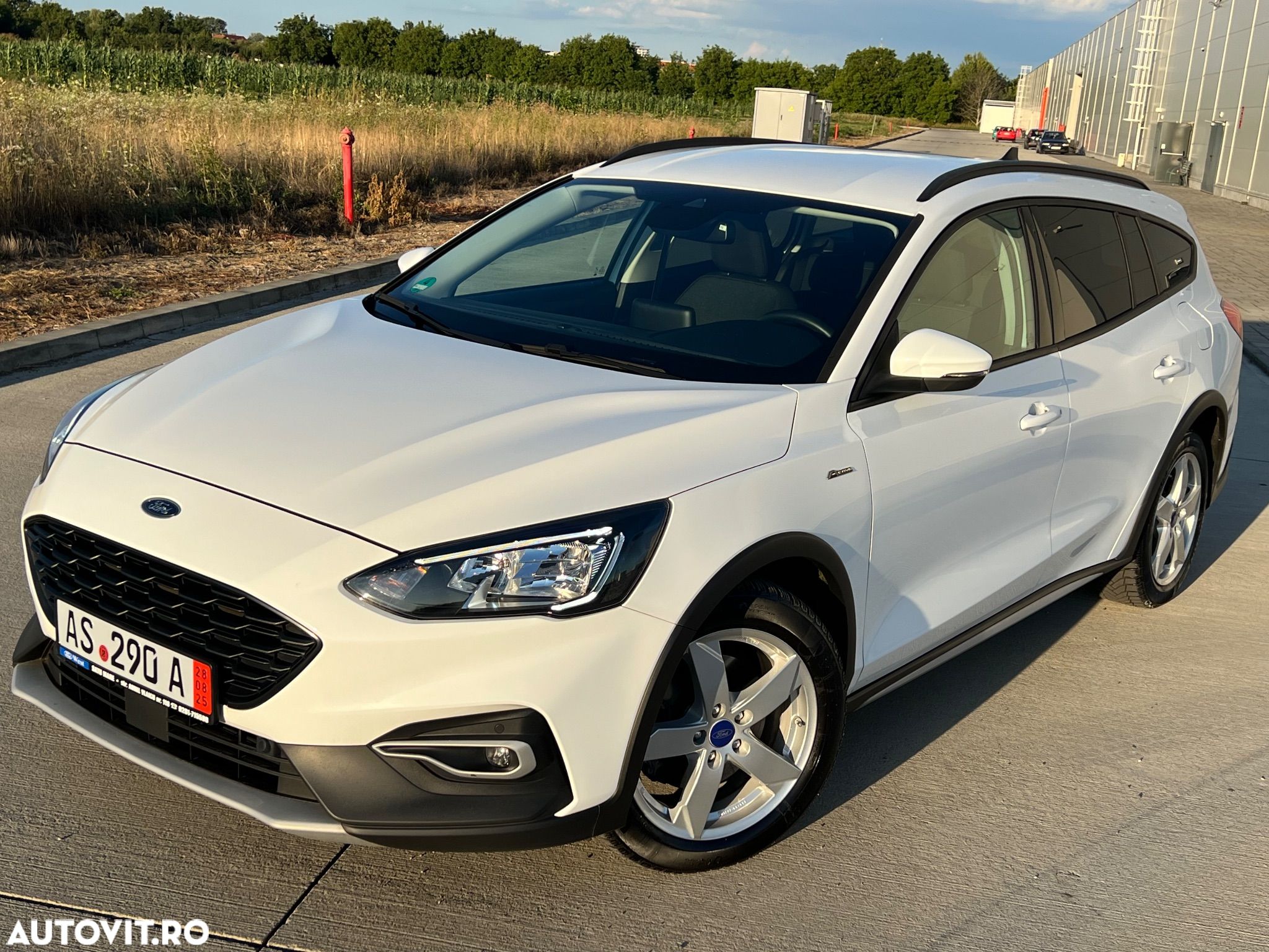 Ford Focus Turnier 1.5 EcoBlue Start-Stopp-System Aut. ACTIVE DESIGN - 1