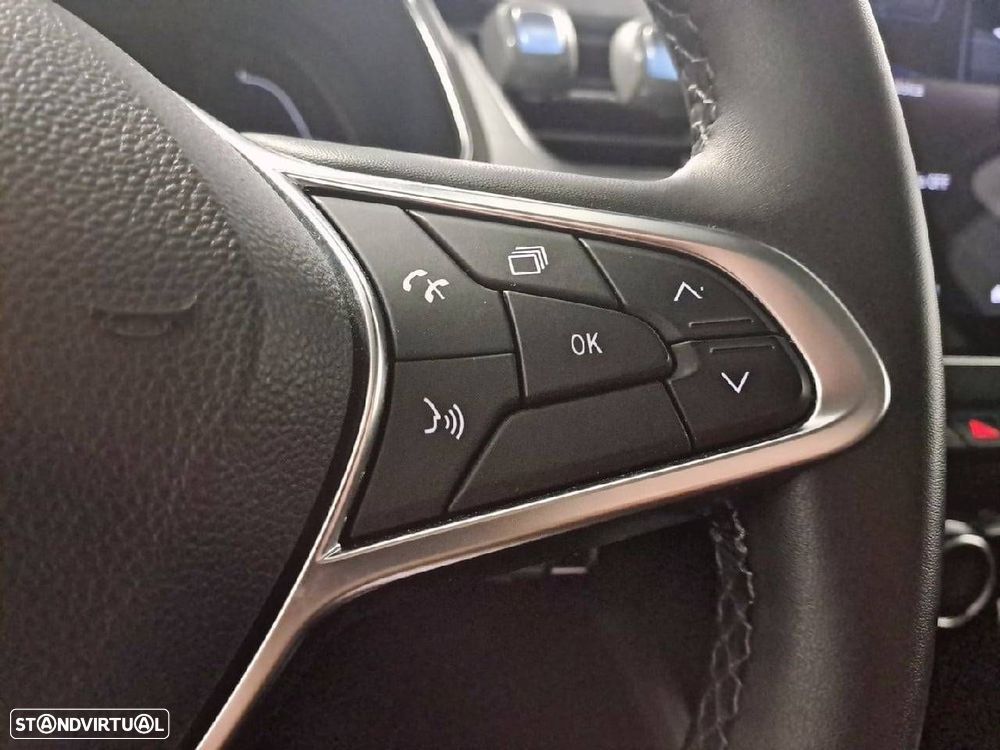 Renault Captur 1.3 TCe Exclusive EDC - 18