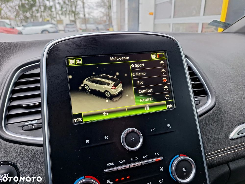 Renault Grand Scenic Gr 1.3 TCe FAP Winter Edition - 23