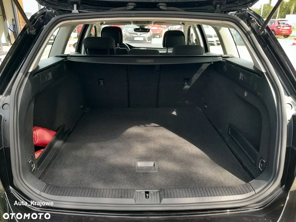 Volkswagen Passat 2.0 TDI EVO Business DSG - 35