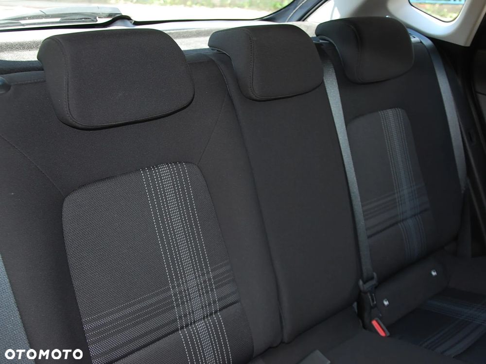 Hyundai i20 1.2 Pure - 14