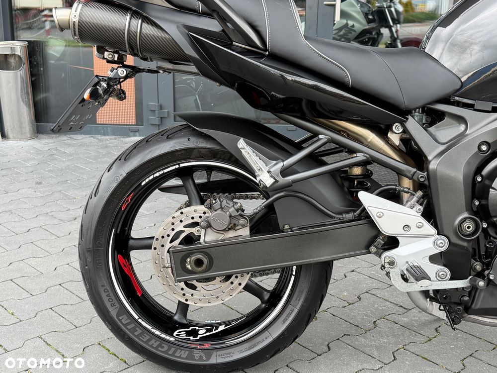 Yamaha FZ6 - 6