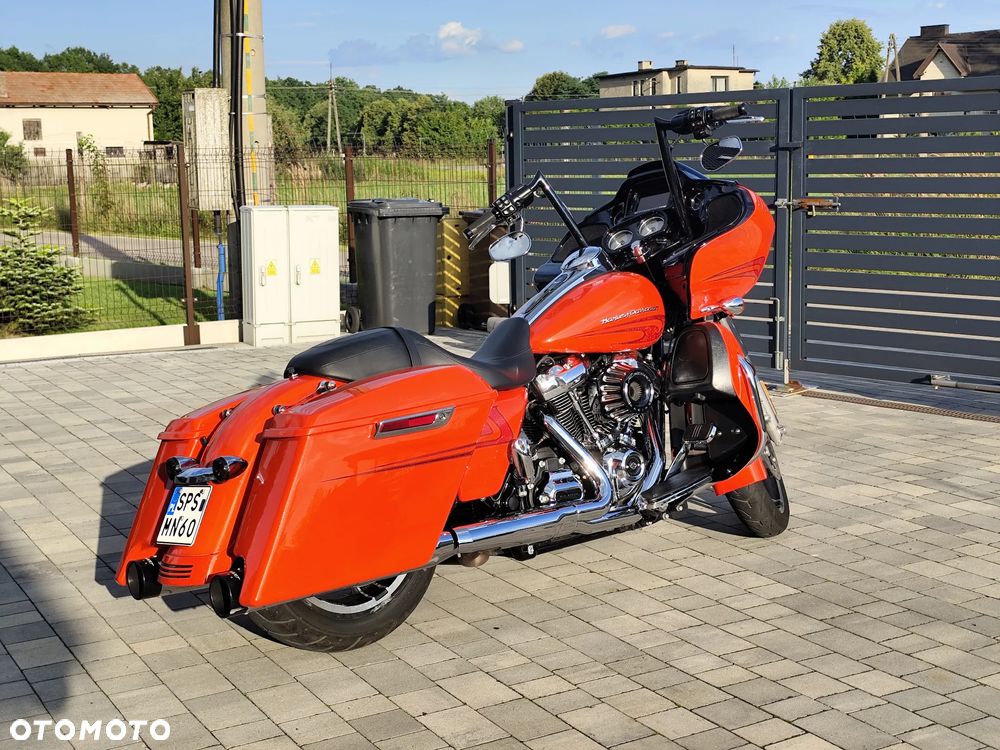 Harley-Davidson Touring Road Glide - 4