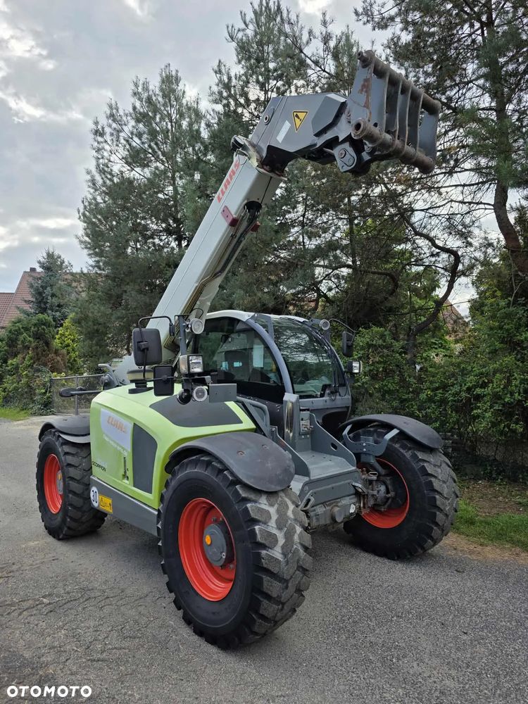 Claas Scorpion 7044 - 33
