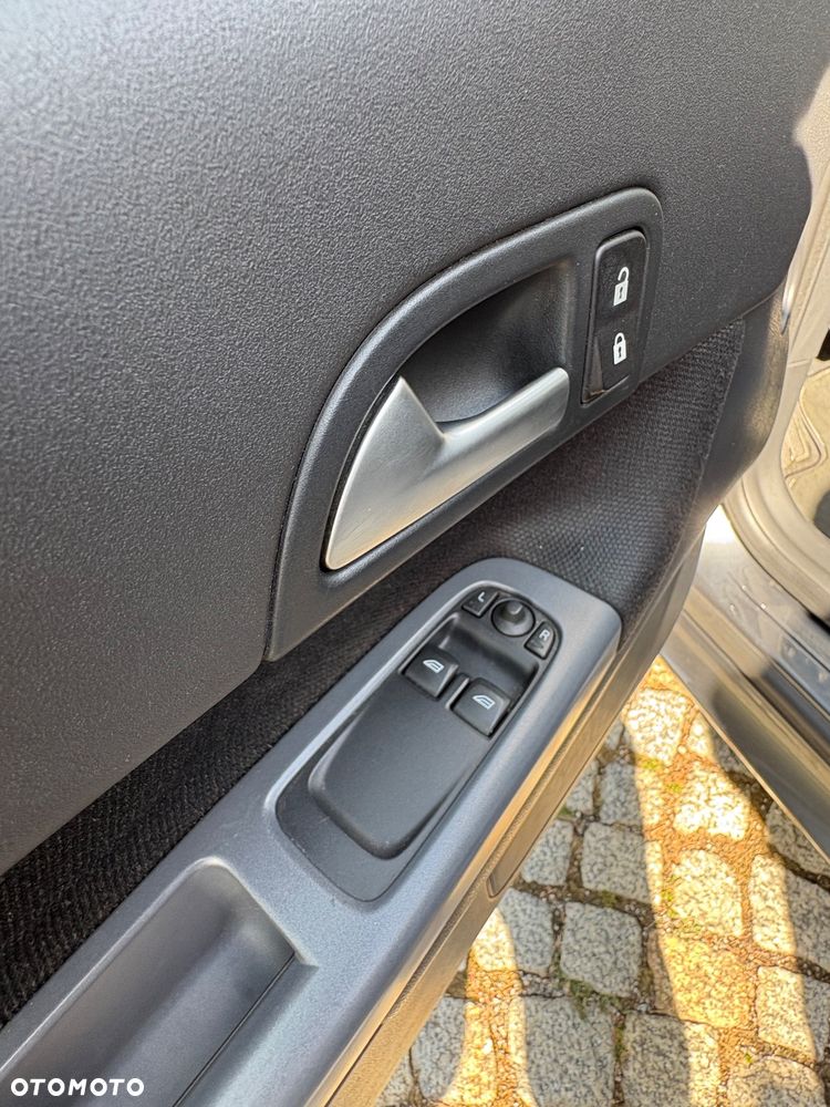 Volvo C30 D2 R-Design Start-Stop - 18