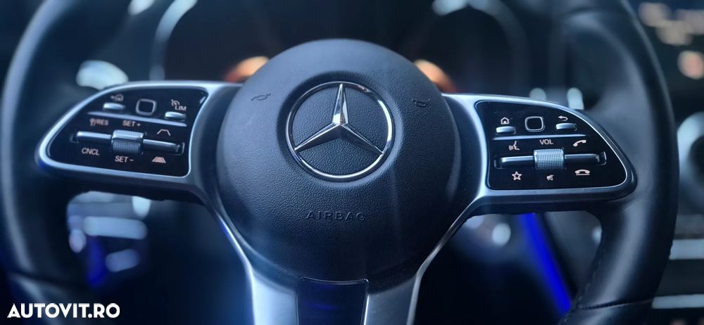 Mercedes-Benz C - 26