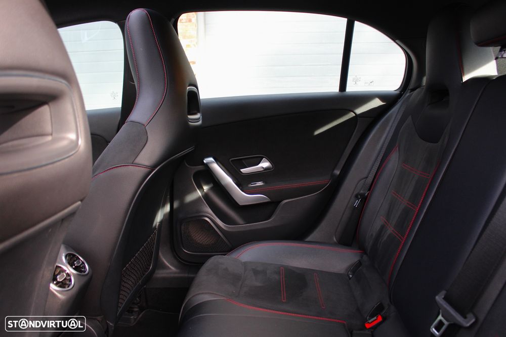 Mercedes-Benz A 180 d AMG Line Aut. - 35