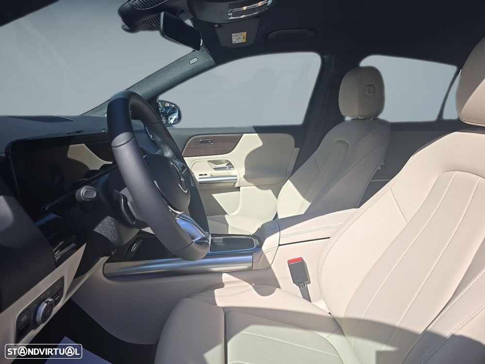 Mercedes-Benz EQA 250+ Edition - 12