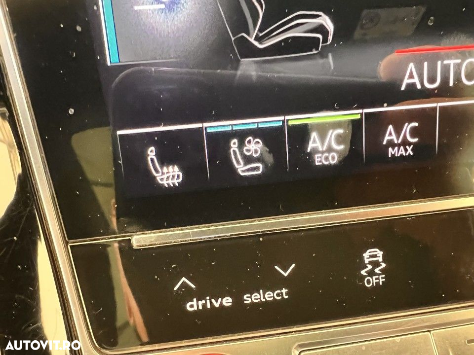 Audi SQ8 - 21