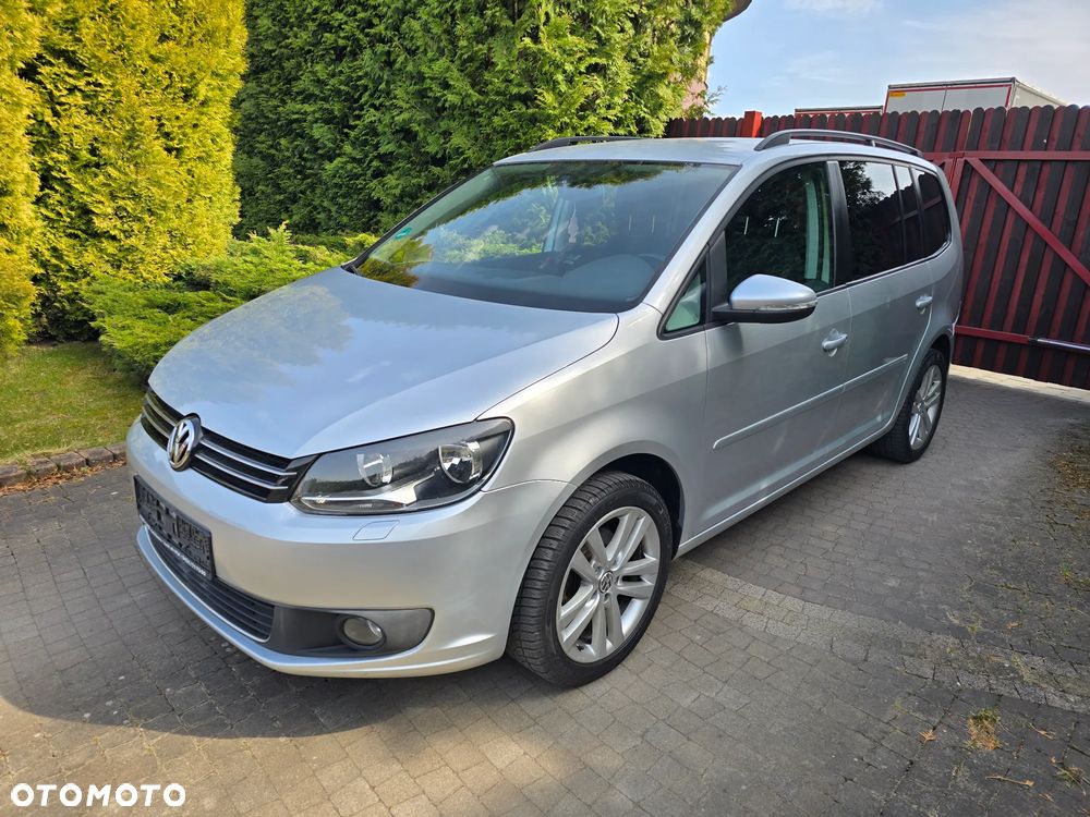 Volkswagen Touran - 1