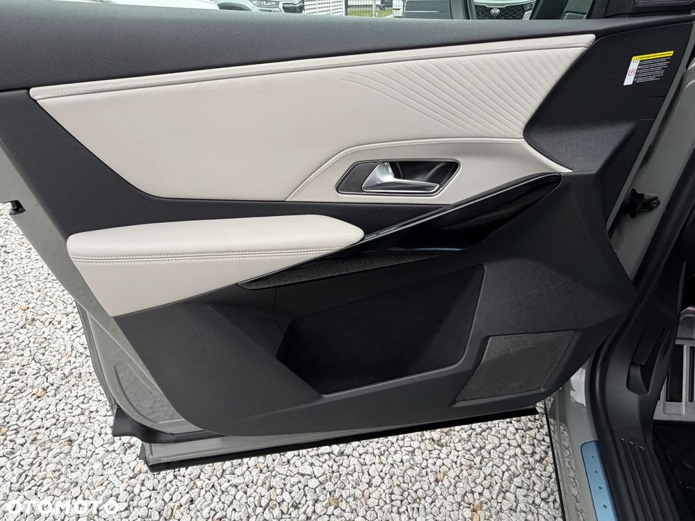 DS Automobiles DS 7 Crossback - 25
