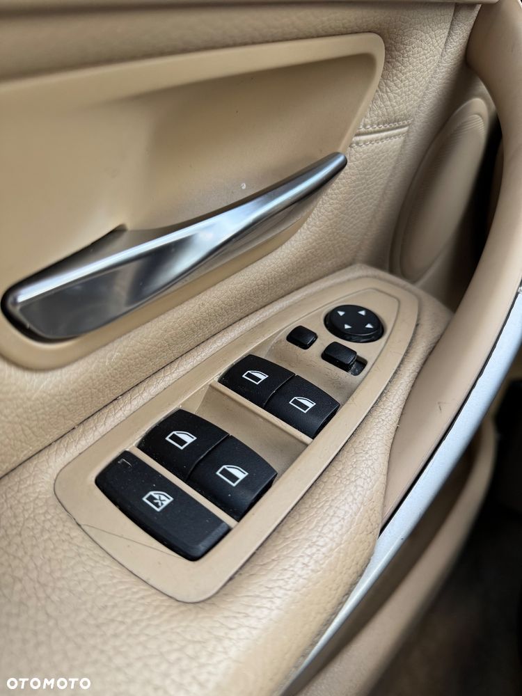 BMW Seria 3 320d - 26