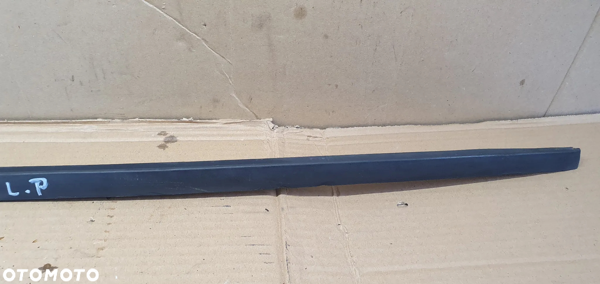 Listwa szyby czołowej lewy przód Seat Ibiza IV 6J0854319 - 3