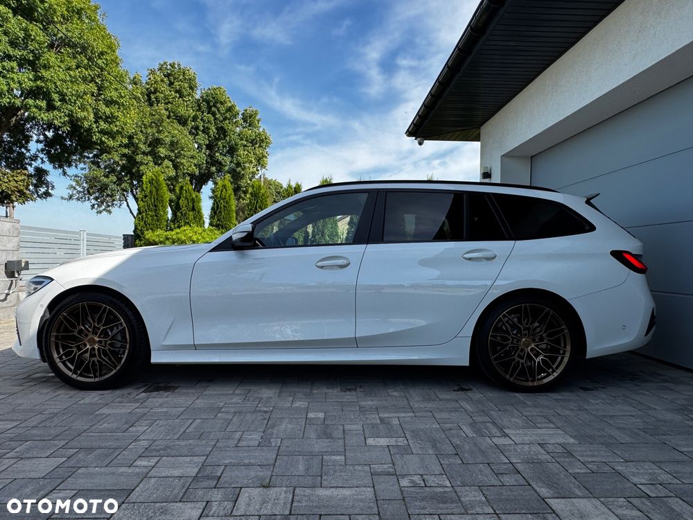 BMW Seria 3 330d MHEV Sport Line sport - 9