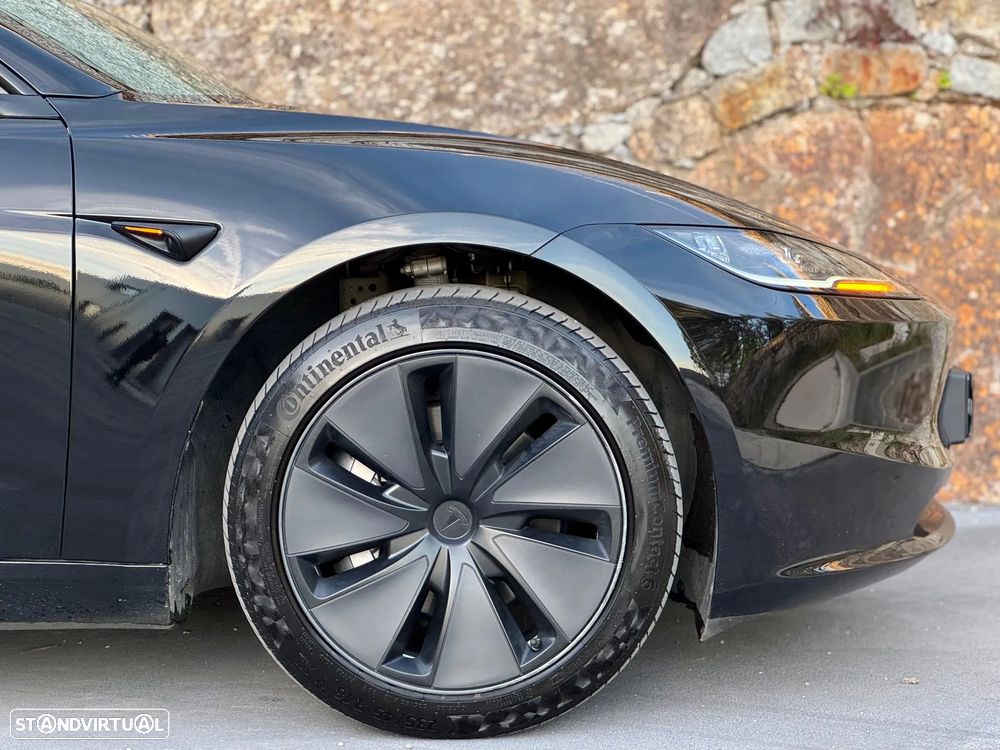 Tesla Model 3 Standard Range Plus RWD - 32