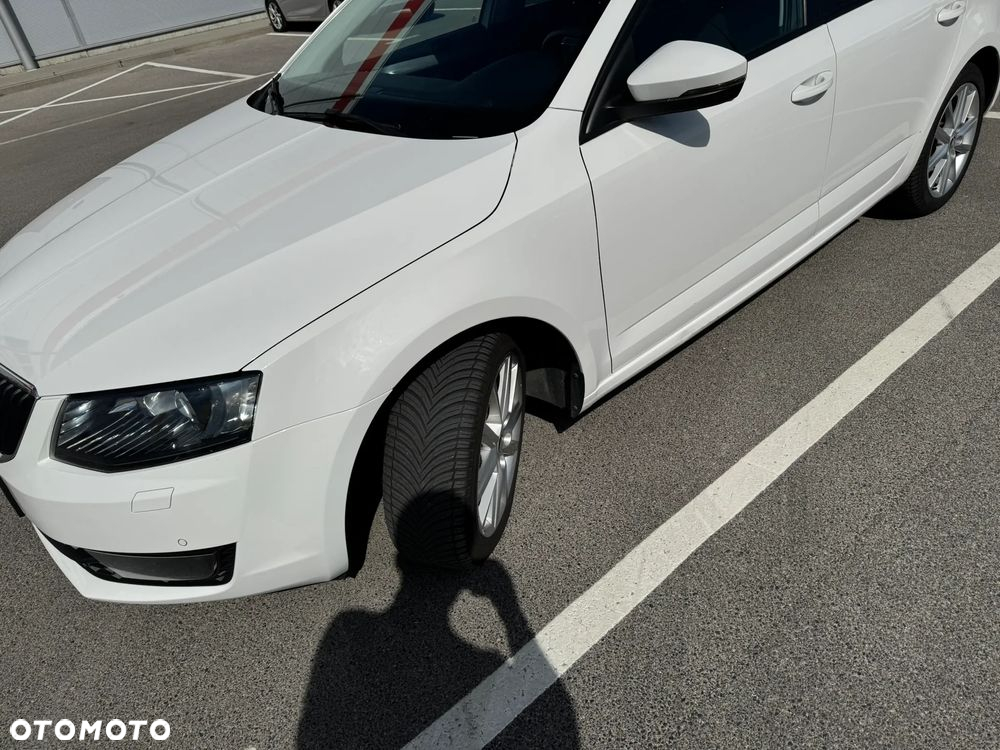 Skoda Octavia 2.0 TDI 4x4 Edition DSG - 3