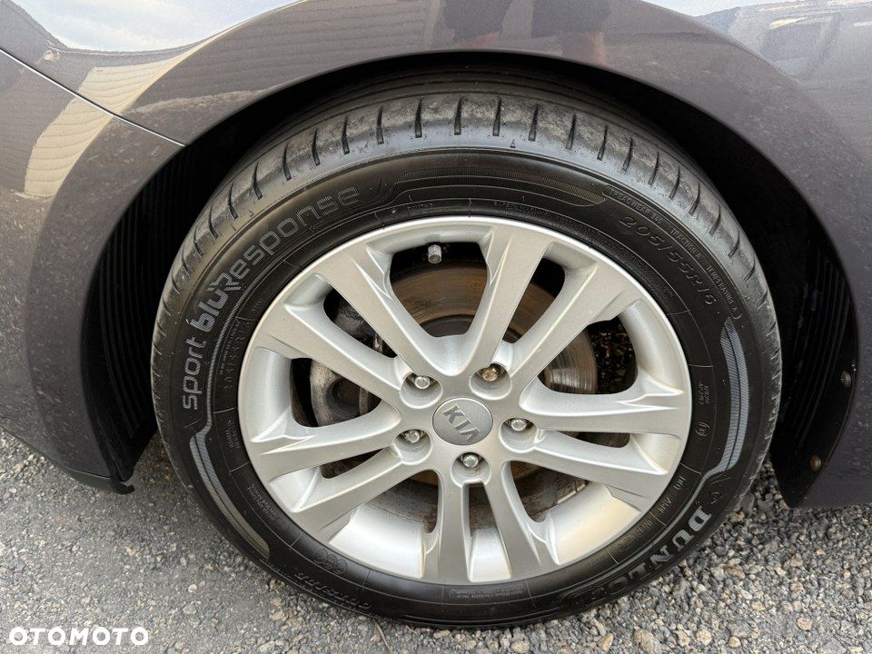 Kia Ceed 1.6 GDI Dream Team Edition - 15