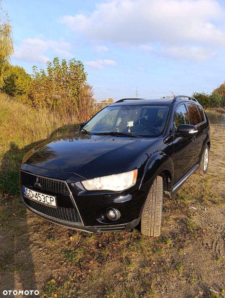 Mitsubishi Outlander 2011 photo 4