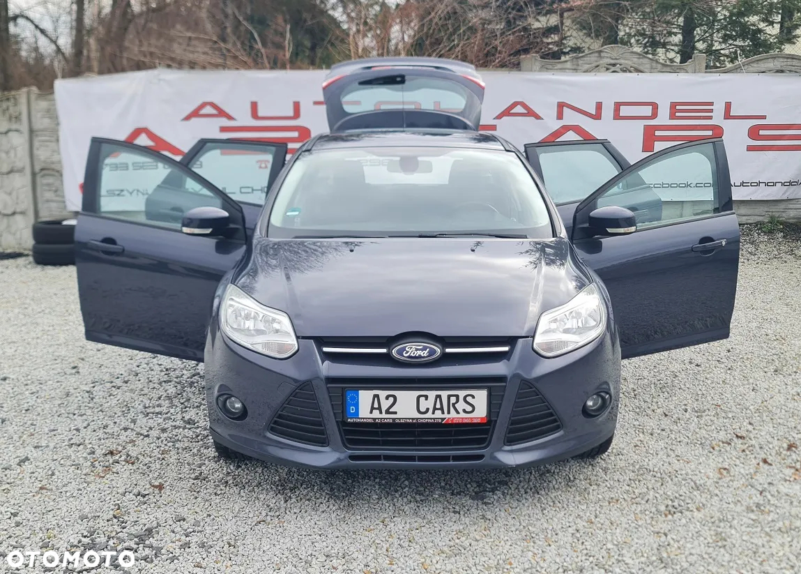 Ford Focus 1.6 Edition - 10