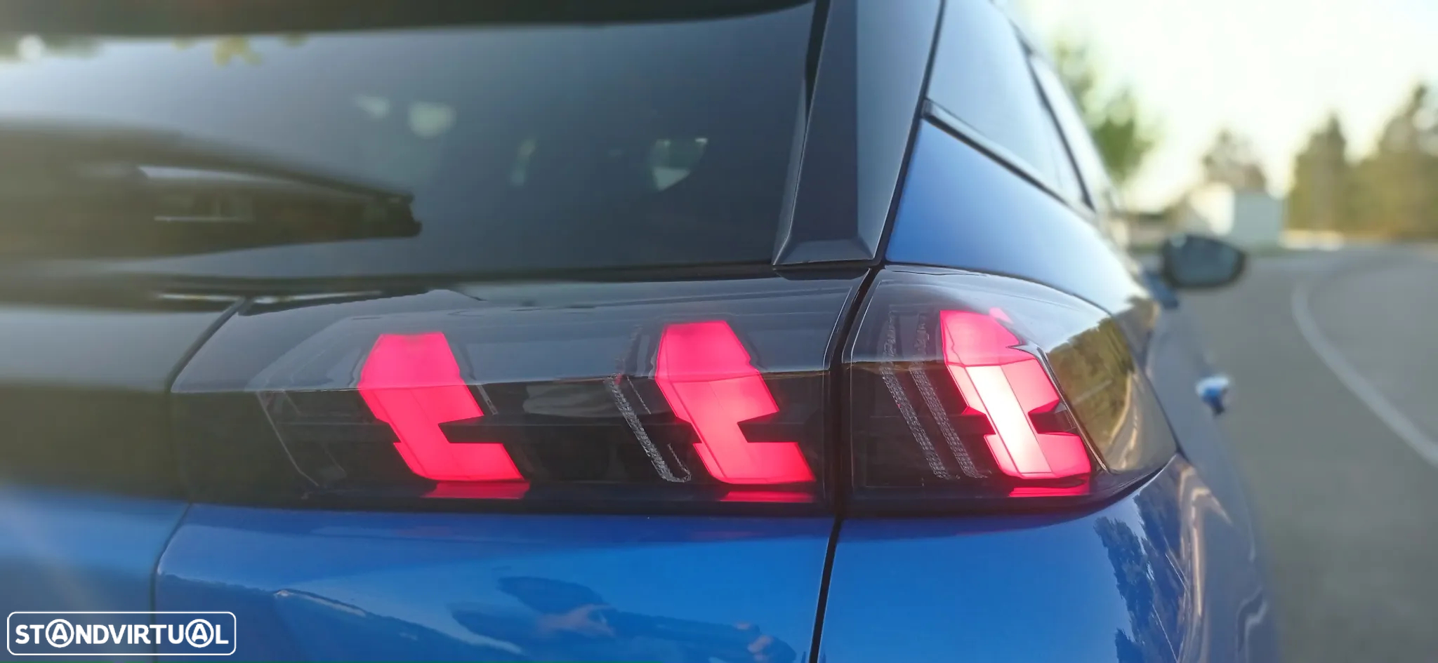 Peugeot e-2008 50 kWh GT Line - 12