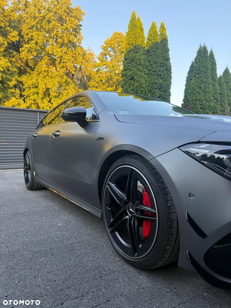 Mercedes-Benz CLA - 35