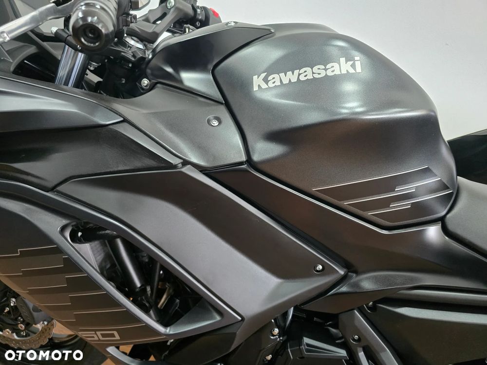 Kawasaki Ninja - 13