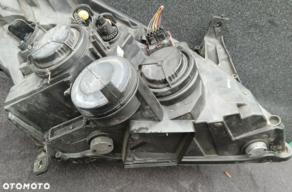 Opel Vectra C Lift lampa przednia lewa, prawa - 9