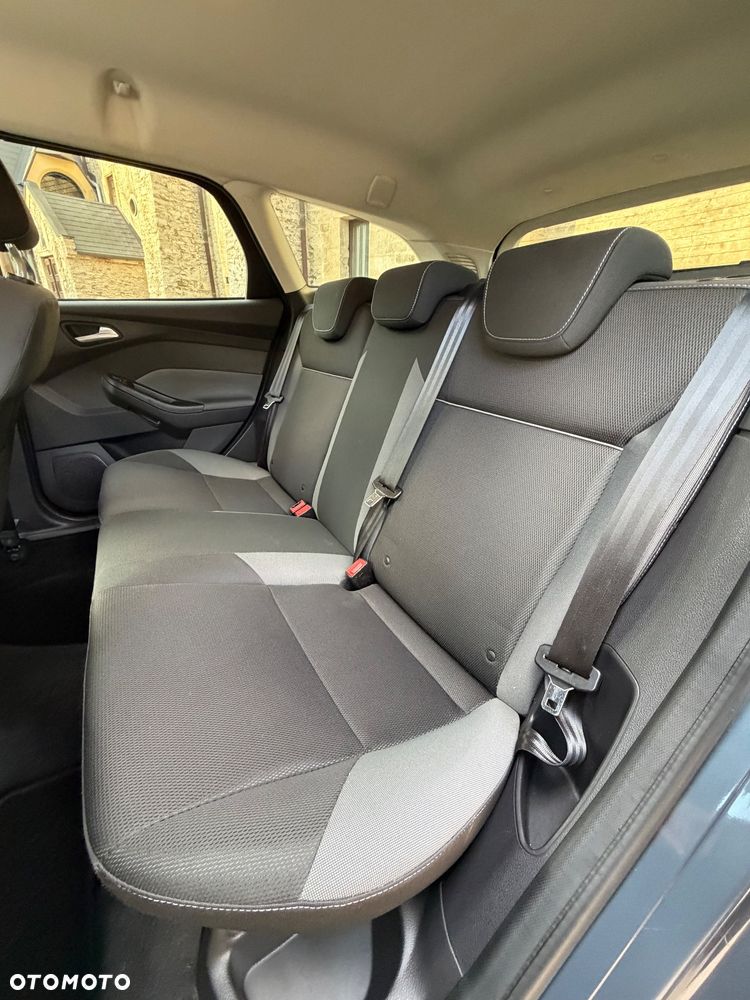 Ford Focus 1.6 TI-VCT Champions Edition - 24