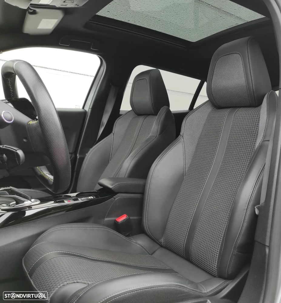 Peugeot e-2008 GT - 20